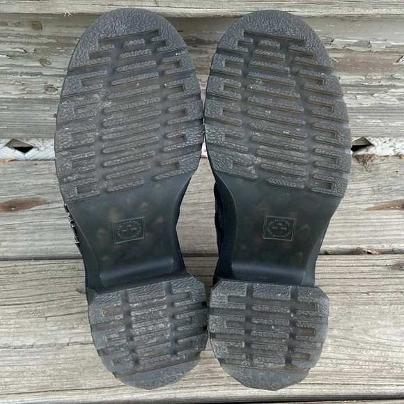 Dr. Martens Eviee Heeled Shoes in Black Sendal Leather Women's Size 6